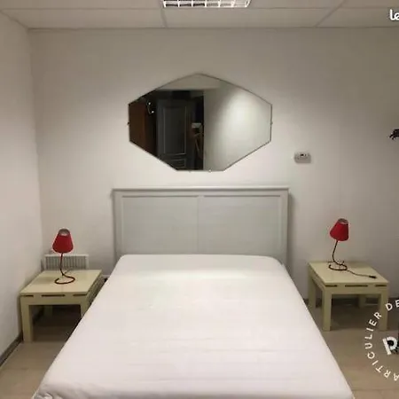 Location 7 Personnes